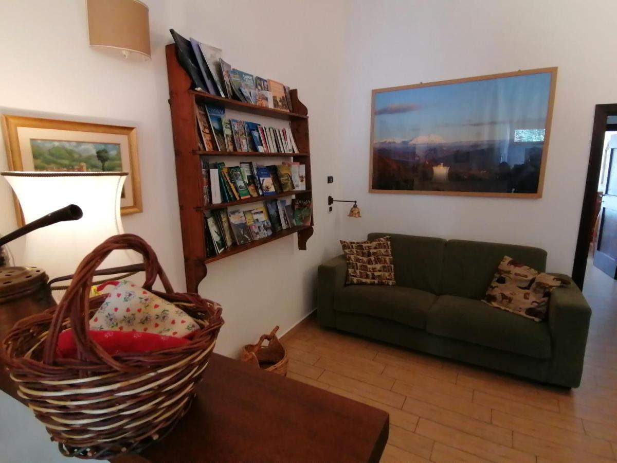 Il Sorriso Apartment Orvinio Ngoại thất bức ảnh